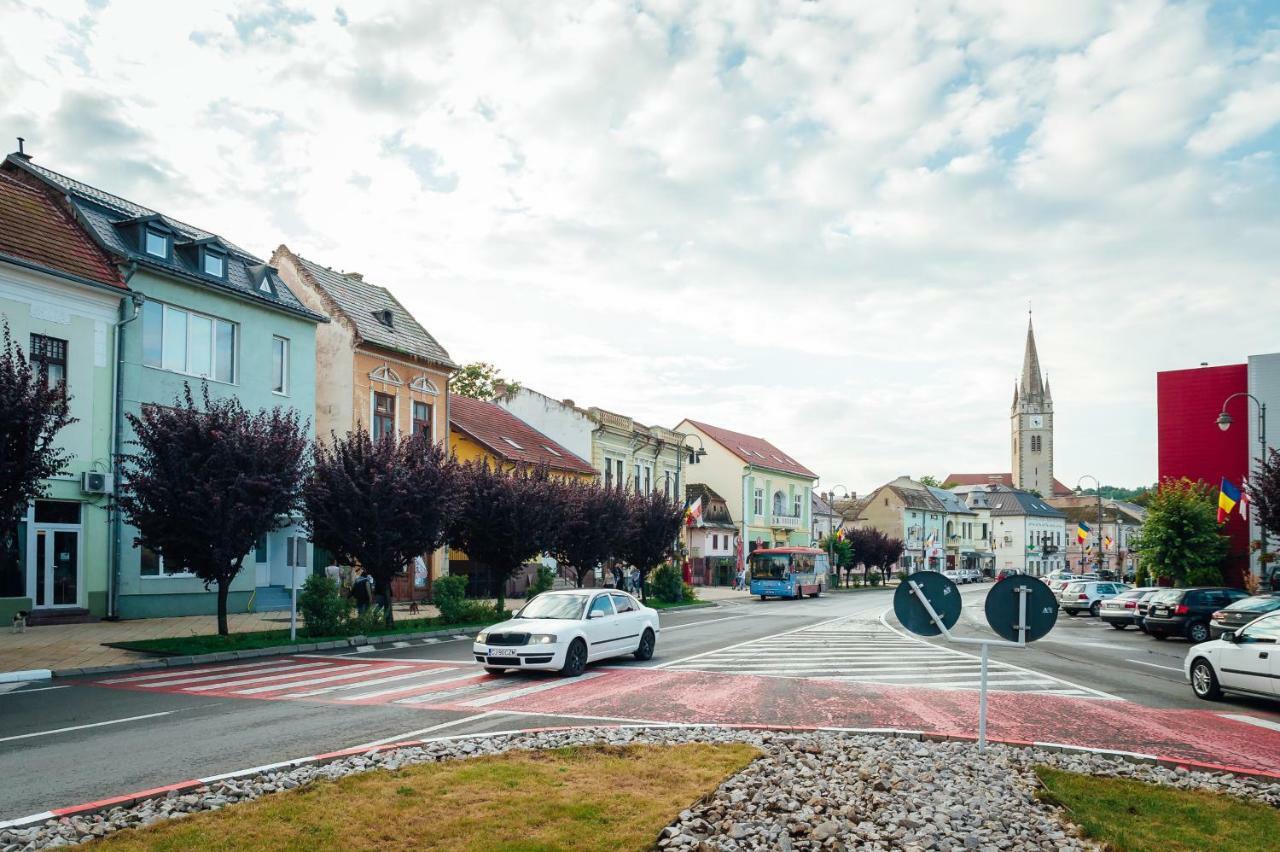 Belle View Apart Hotel Турда Экстерьер фото